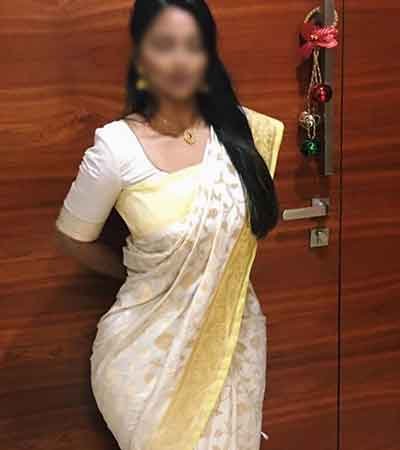 nikita-house-wife-escorts-in-hyderabad